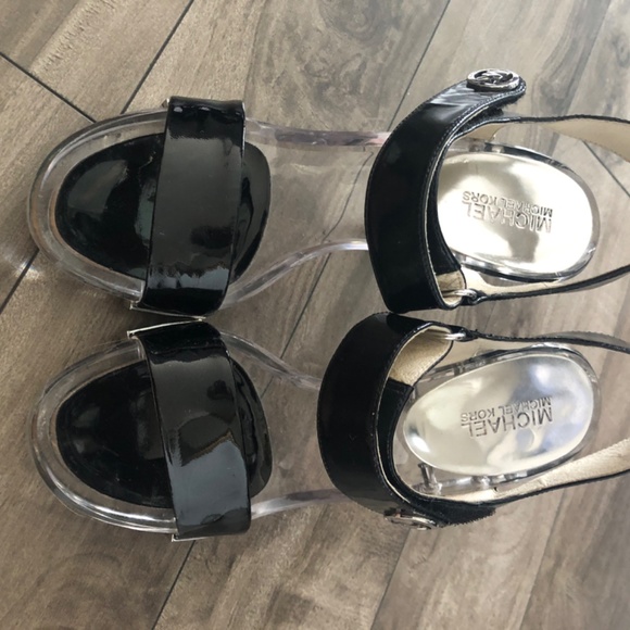 Michel Kors Sandals - Picture 2 of 2
